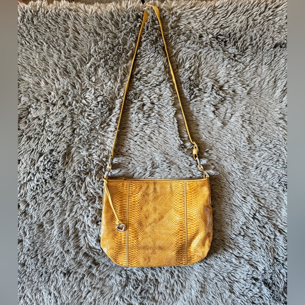 Brighton Yellow Snake Embossed Leather Shoulder Bag Heart Charm Purse E39655